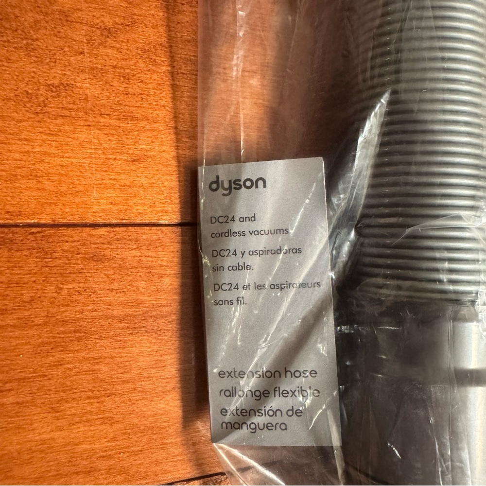 Dyson Vacuum Extension Hose for Cordless Vacuum - Brand New - Picture 3 of 3